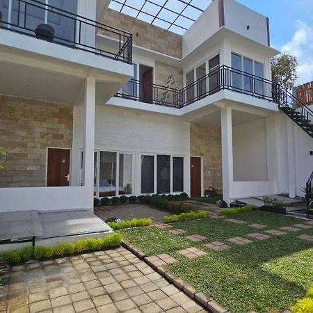 Cahaya 1 Guest House Songgoriti Esterno foto